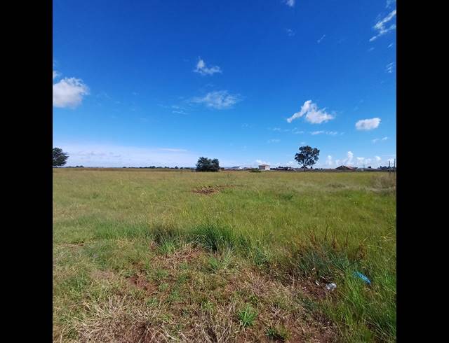 1,118M² VACANT LAND FOR SALE IN RIVERSDALE